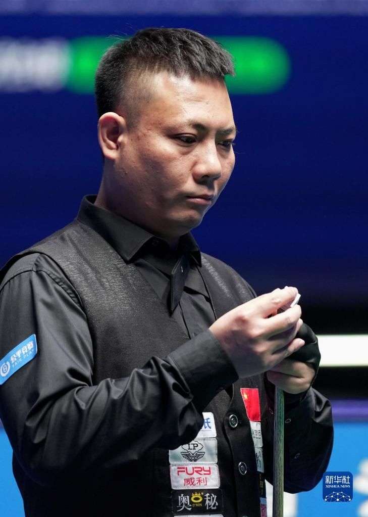 他具有出色 他具有出色